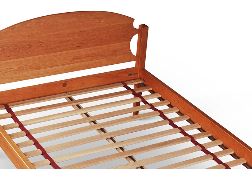 Ashland-Platform bed -Slats constriction