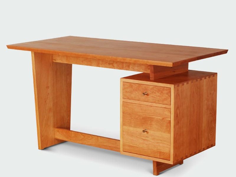 Devoe Single Pedestal Desk in Cherry