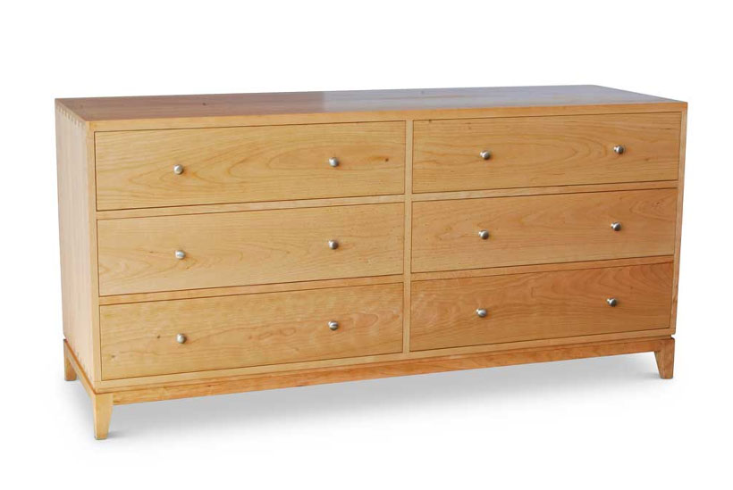 Dovetail Six Drawer Dresser in Cherry