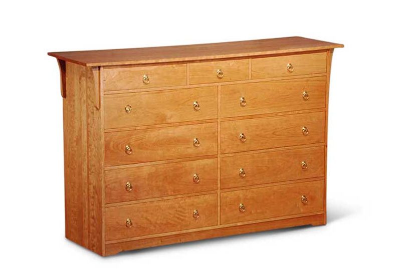 Prairie Eleven Drawer Dresser
